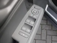 Kia EV3 Plus Advanced 81.4 kWh | Stuur/stoelverwarming | Schuifdak | Camera | Elek. stoelverstelling | 19' LM | Dodehoek detectie | Clima | LED |