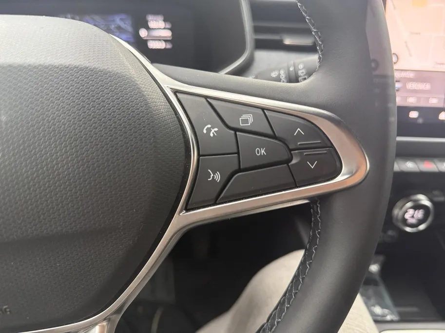 Renault Clio 1.0 TCe 90 GPF techno NAVI AIRCO CAMERA PARKEERSENSOREN CRUISE CONTROLE 9,3 INCH SCHERM APPLE CARPLAY ANDROID AUTO ZEER MOOIE AUTO DEALER ONDERHOUDEN