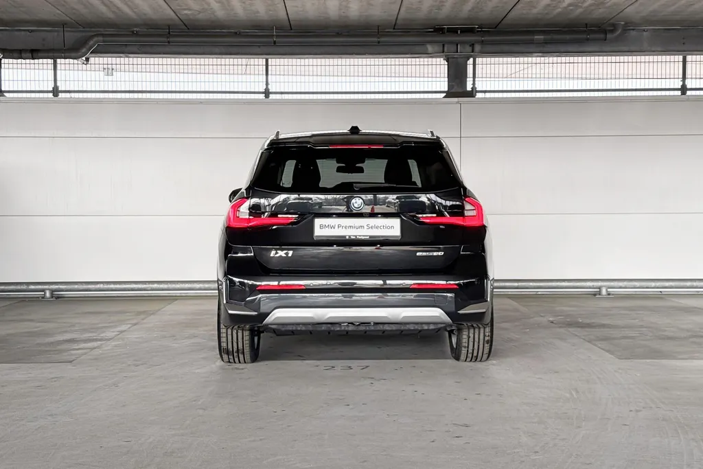 BMW iX1 eDrive20 Pure Edition 67 kWh