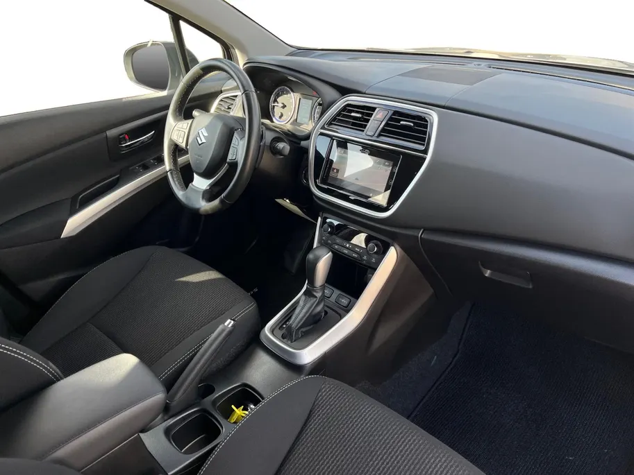 Suzuki S-Cross 1.4 Boosterjet Select Smart Hybrid |Automaat| Stoelverwarming| Camera| Apple Carplay/Android Auto| 12 maanden Bovag garantie|