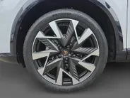 CUPRA Formentor 1.5 TSI e-Hybrid Business 204Pk | Panoramadak | Elektr. Trekhaak | Stoelverwarming | Elektr. Achterklep | Matrix Led koplampen | Virtual Cockpit | Fabrieksgarantie |