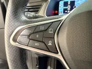 Renault Captur 160PK E-Tech Full Hybrid Techno Automaat | Camera | Parkeersensoren | Adaptive Cruise Control | Climate Control | Apple CarPlay/Android Auto | Full LED | Licht & Regen Sensor | Lichtmetalen Velgen |