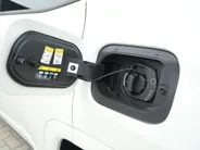 Jeep Compass 4xe 240 PK Hybrid S | Leder | Pano | Navi | Winter | Cam | 19'