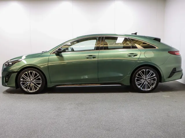 Kia ProCeed 1.5 T-GDi GT-PlusLine
