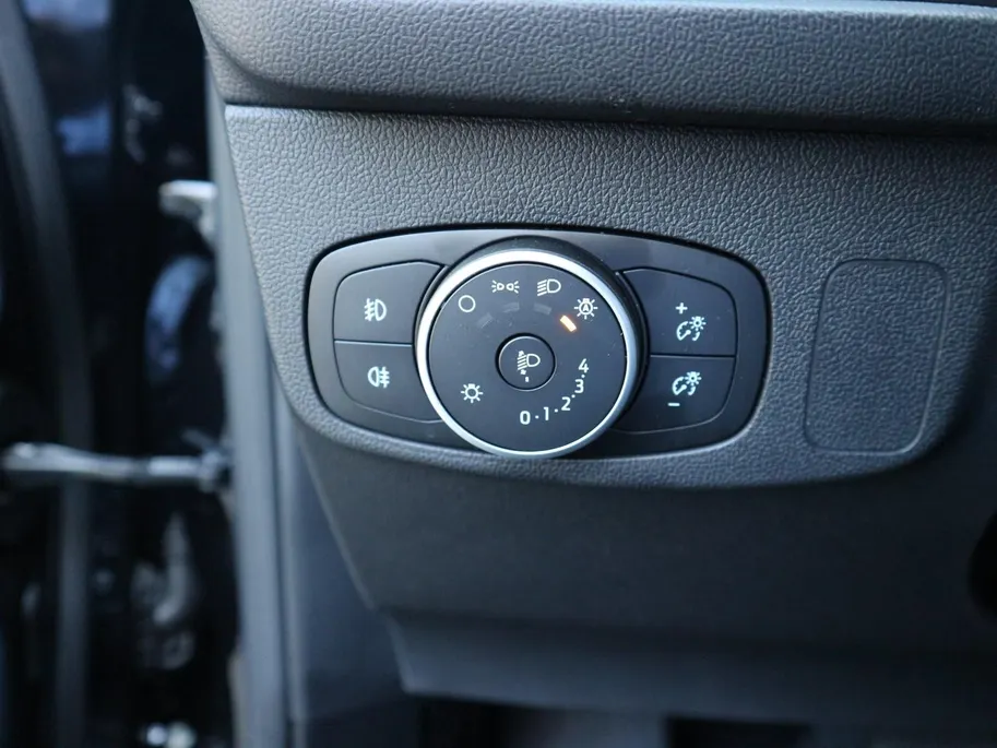 Ford Focus 1.0 EcoBoost Hybrid Active | NAVI | CAMERA | WINTERPAKKET |