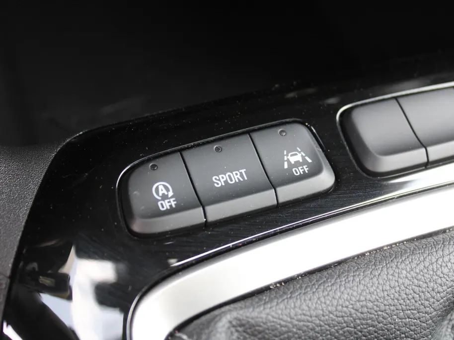 Opel Corsa 1.2 Turbo GS | Camera | Cruise | Parkeersensoren v+a | Dodehoeksensor | Apple Carplay/Android Auto | LED | 16' LM | Airco |