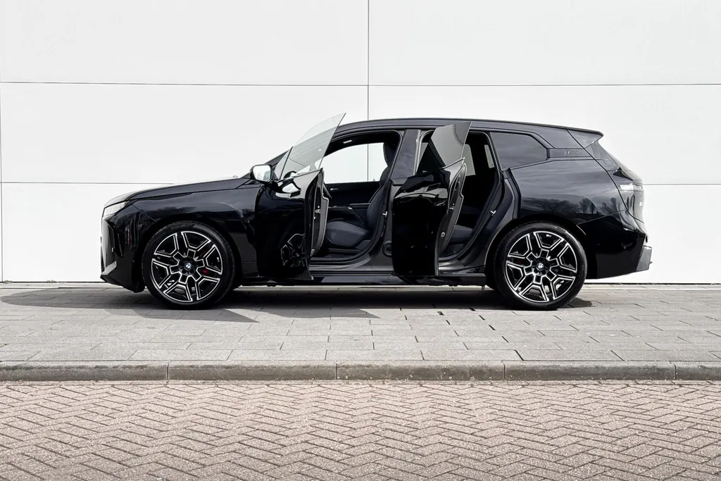BMW iX xDrive60 112 kWh