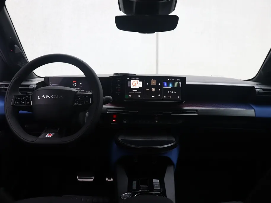 Lancia Ypsilon 1.2T Hybride HF Line | Sala | Tech pack | Navi |