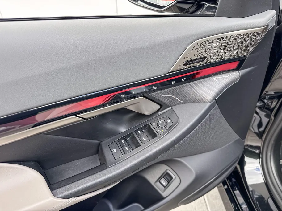 BMW i5 Sedan eDrive40 M Sport Pro
