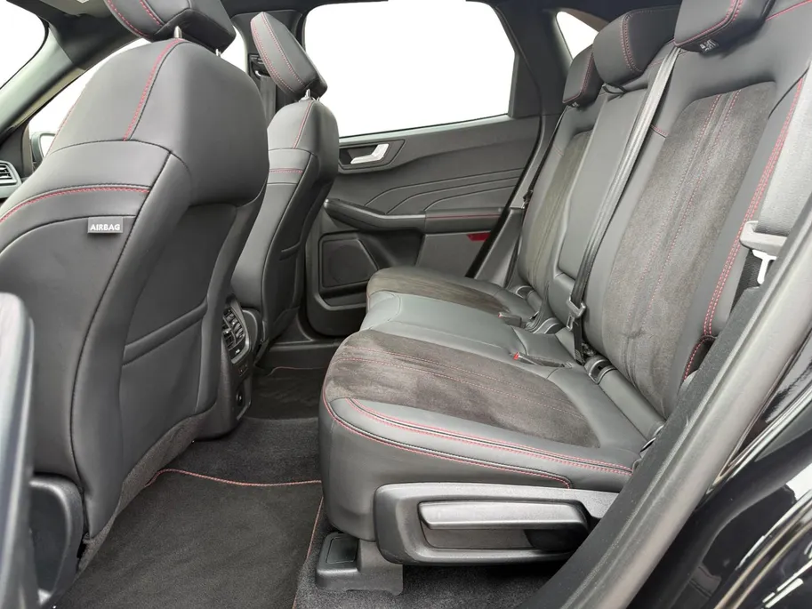 Ford Kuga 2.5 PHEV ST-Line X 1e Eigenaar! | Elektr. Trekhaak | Panoramadak | B&O Sound | Winter Pack | HUD | Dodehoek Detectie | Full optie! | Fabrieksgarantie! |