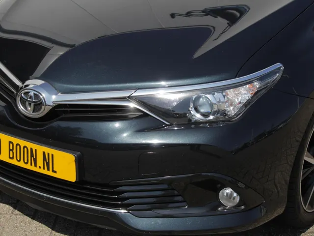 Toyota Auris 1.2T Dynamic | Navi | Cruise | Clima | Trekhaak