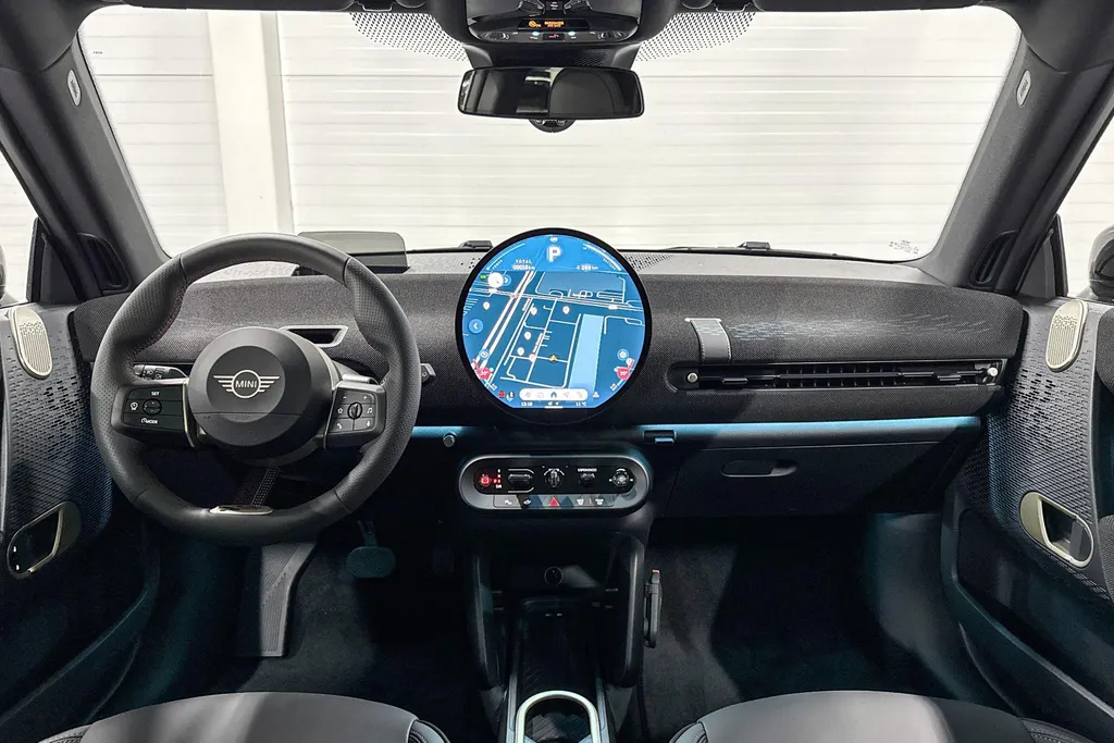 MINI Cooper 3-deurs Electric E John Cooper Works L