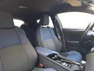 Toyota C-HR 1.8 Hybrid Dynamic Airco automatisch| Autonomous Emergency Braking | Cruise control adaptief | Lichtmetalen velgen 18' | Navigatiesysteem full map | Voorstoelen verwarmd