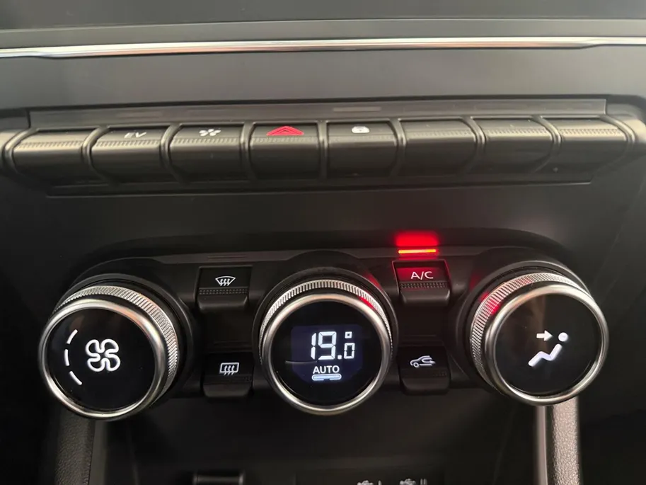 Renault Captur 1.6 E-Tech full hybrid 145 techno *Aut*Navi+Camera*Climate*Parkeersensoren*Trekhaak!