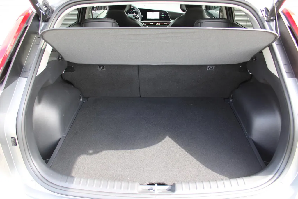 Kia Niro EV DynamicPlusLine 64.8 kWh | Airco | Navi | Camera | Cruise | 17' LM | PDC |