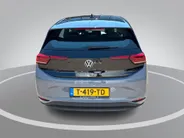 Volkswagen ID.3 Pure 150pk 45 kWh · SOH 93,6 · Apple/Android Car Play · Navigatie · P-Sensoren · ACC · Stoel-& Stuurverwarming ·