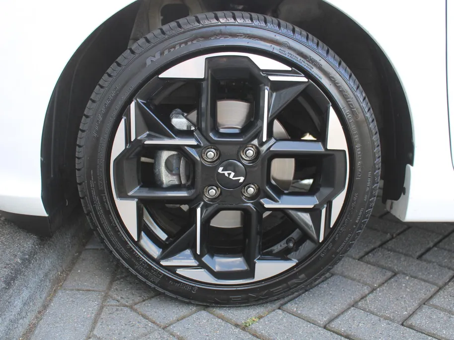 Kia Picanto 1.0 DPI GT-Line | Stuur-/stoelverwarming | Schuifdak | Camera | Dodehoek detectie | Telefoonlader | Clima | Navi | 16' LM | LED | Cruise |