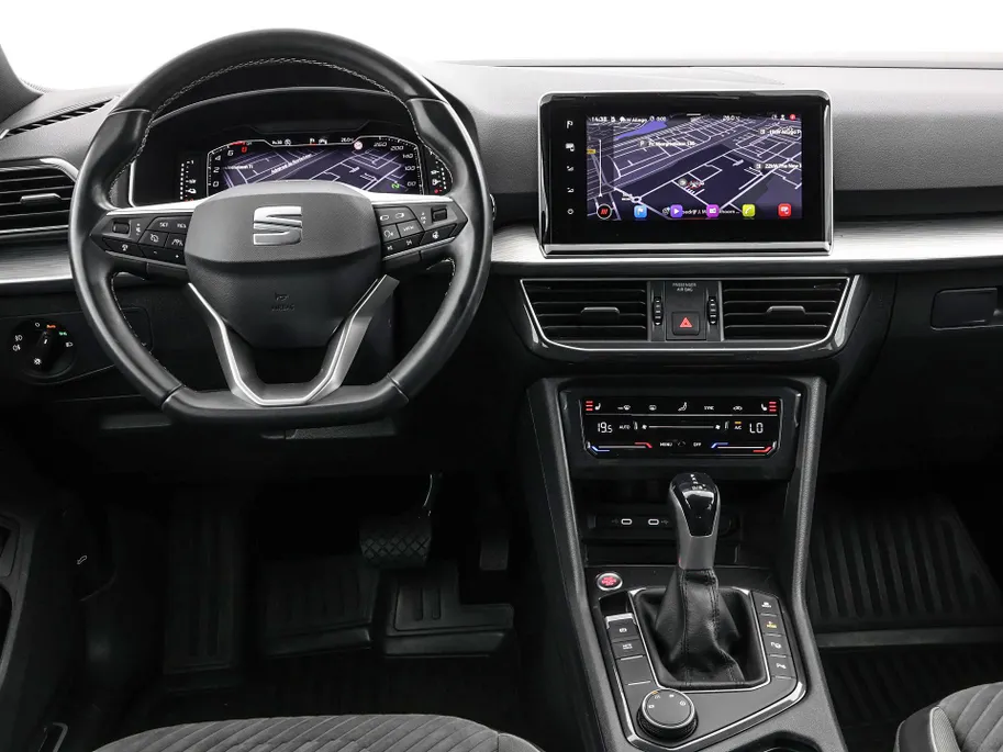 SEAT Tarraco 1.4 TSI 245pk e-Hybrid Xperience Business Intense · Camera · Inklap. Trekhaak · Keyless · Stuur- & Stoelverwarming · Dodehoeksensor · Elek. Achterklep ·