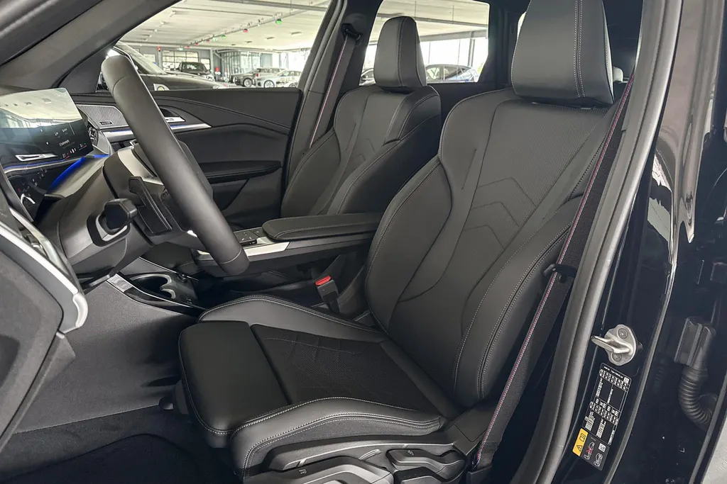 BMW iX1 eDrive20 67 kWh M Sport Edition
