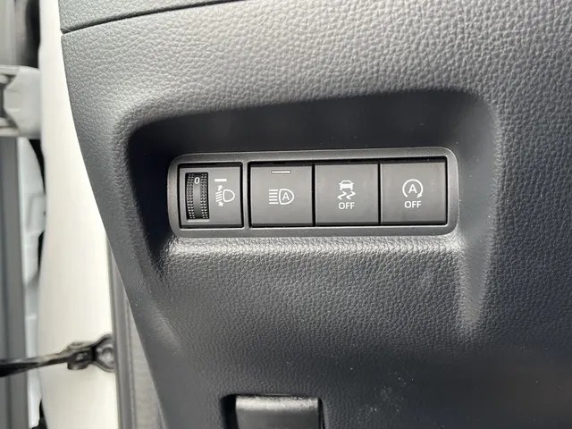 Toyota Aygo X 1.0 VVT-i S-CVT Pulse Bi-Tone