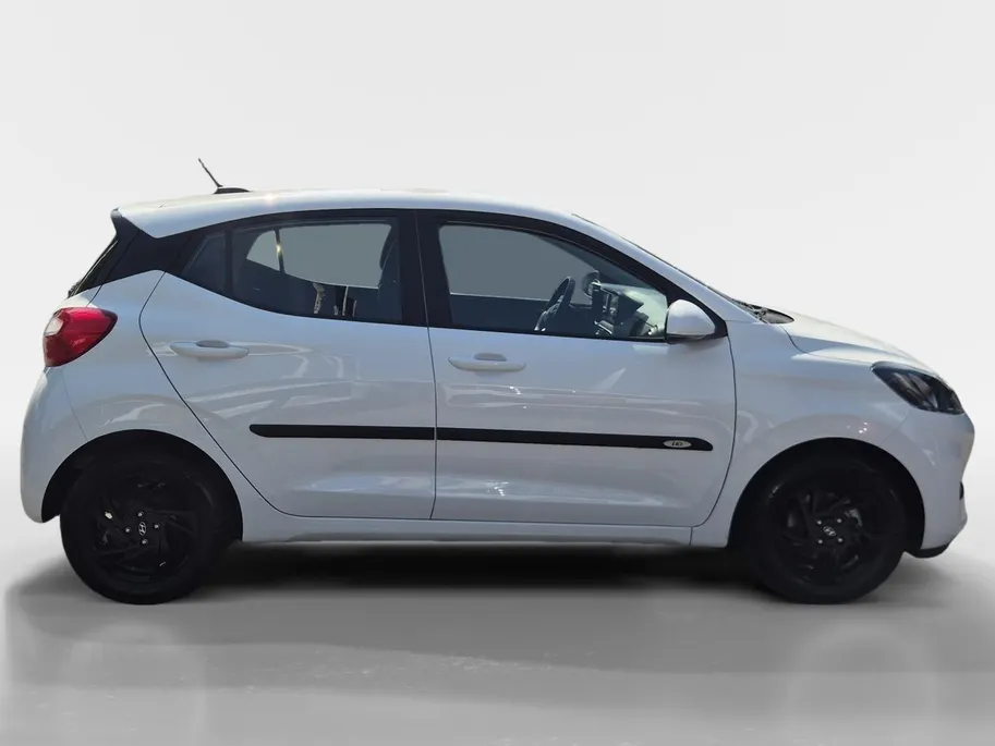 Hyundai i10 1.0 Comfort Smart 5-zits | Airco | Cruise Control | Camera | Navigatie | Bluetooth | LM Velgen |