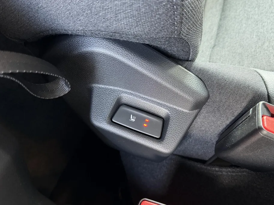 Renault Master E-Tech T35 L2H2 Advance Long Range 87 kWh Automaat | DEMO | Trekhaak | RVS Side & Backbar | Laadruimte Betimmering | Navi | Camera | Apple CarPlay/Android Auto | Full LED | Climate Control | Parkeersensoren |