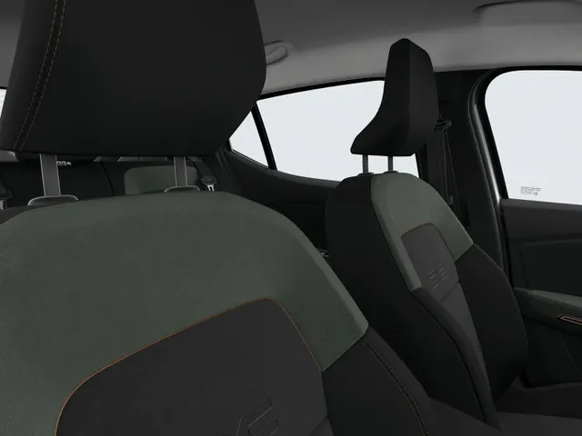 Dacia Sandero Stepway Extreme | Achteruitrijcamera | Cruise Control en snelheidsbegrenzer | Dacia Handsfree card voor openen, sluiten en starten zonder sleutel