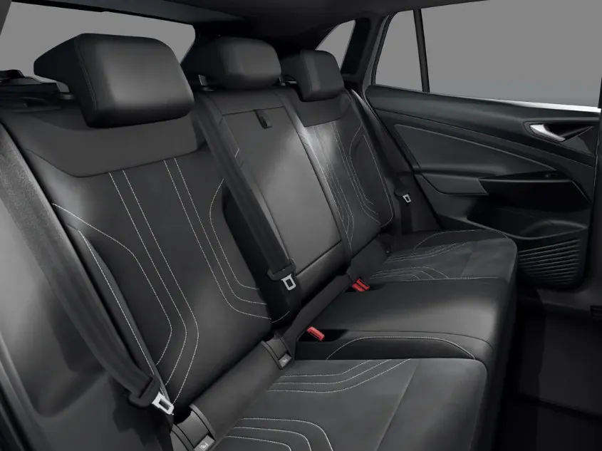 Volkswagen ID.4 Pro Limited Edition Plus 77 kWh accu 286 pk · Achteruitrijcamera · Draadloze telefoonlader · Trekhaak, elektrisch uitklapbaar ·