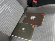 Alfa Romeo Junior Elettrica 54 kWh 156PK AUTOMAAT | APPLE CARPLAY | ADAPTIVE CRUISE CONTROL | PARKEER SENSOREN | AIRCO |