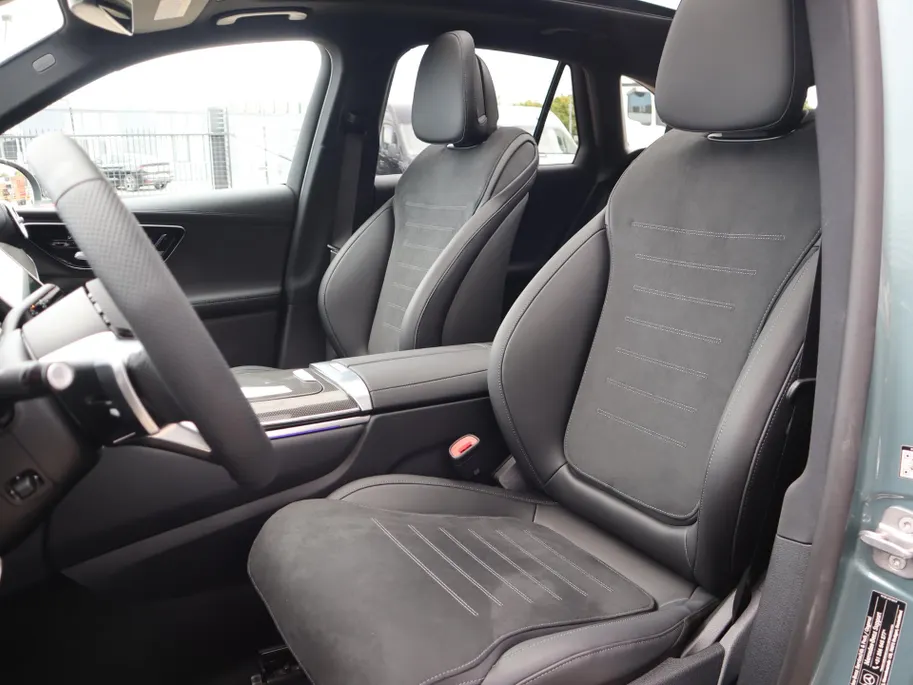 Mercedes-Benz GLC 300e 4MATIC Business Solution AMG