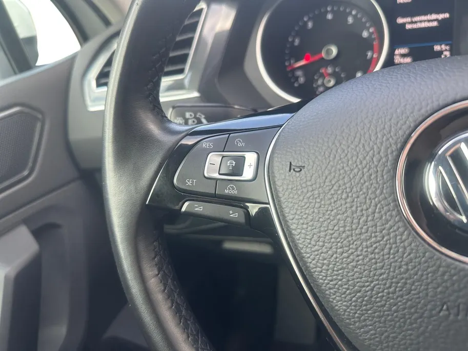 Volkswagen Tiguan 1.4 TSI Comfortline | Head Up | ADA | Camera |