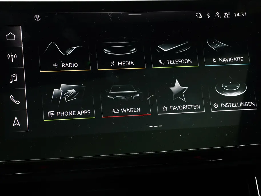 Audi e-tron 55 408pk Quattro S edition 95 kWh · SOH 95,6% · Panoramadak · 360 Camera · B&O Audio · Stoelverwarming · Luchtvering · 21'' Inch ·