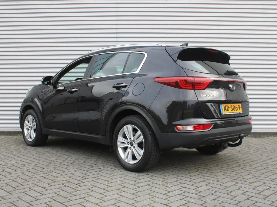 Kia Sportage 1.6 GDI First Edition | Trekhaak | 17' LM | Clima | Cruise | Navi | Camera | Parkeersensor achter |
