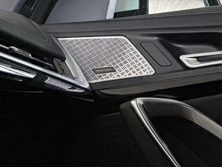 BMW X1 xDrive23i