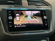 Volkswagen Tiguan 1.4TSI eHybrid 245pk R-Line Business+ · Trekhaak · Navigatie · Apple/Android · Camera + Parkeersensoren · Garantie t/m 07-10-2026 of 100000km.