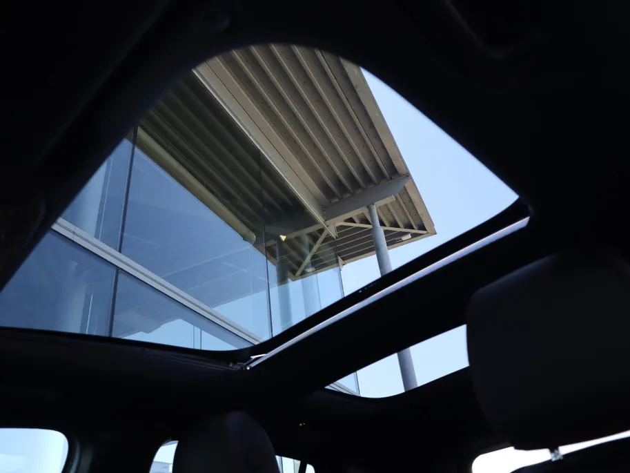Mercedes-Benz GLA 250 e AMG Line l Keyless l Achteruitrij camera l Stoelverwarming l Memory
