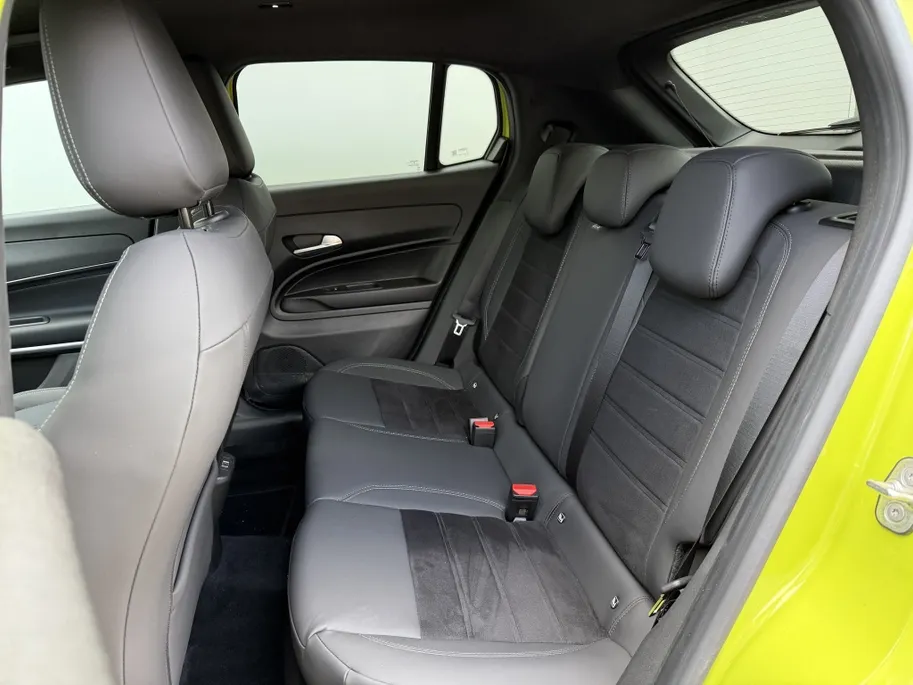 Fiat 600 1.2 Hybrid 145 PK Sport | Camera | Carplay | Winter | 18' VERKOCHT