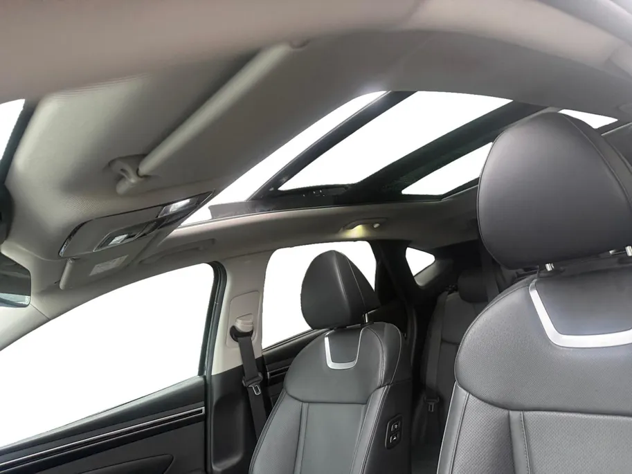 Hyundai Tucson 1.6 T-GDI PHEV Premium Sky 4WD | Schuif-Kantel Dak | Stoel Verwarming/Ventilatie | Memory Seats | Adaptief Cruise Control | Apple Carplay/Android Auto