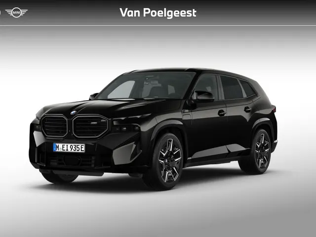 BMW XM