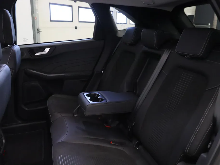 Ford Kuga 2.5 PHEV Active X | Te Bestellen | Actiekorting tot €4000,- | Private Lease vanaf €666,- p/m | 2100KG Trekgewicht |