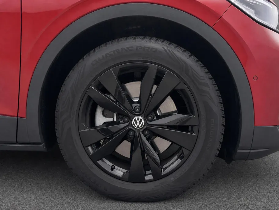 Volkswagen ID.4 Limited Edition 58 kWh accu 190 PK · Achteruitrijcamera · Draadloze telefoonlader · Sfeerverlichting · All- Season banden ·  Lederen bekleding 'Diamond stitching'