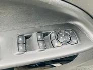 Ford EcoSport 1.0 EcoBoost Titanium Afneembare Trekhaak - Navigatie - Apple Carplay/ Android Auto - B&O Premium Audio