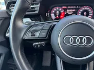 Audi A3 Limousine 30 TFSI Advanced edition | Automaat | Trekhaak | Cruise Control | All Season Banden | Climate Control | Verwarmbare Voorstoelen | Parkeersensoren Achter | Navigatie | Bovag Garantie
