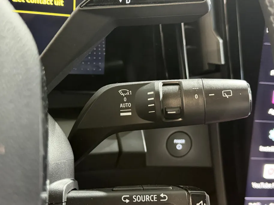Renault Megane E-Tech 220PK EV60 Optimum Charge Techno Automaat | Camera | Digital Cockpit | Apple CarPlay/Android Auto | Parkeersensoren | 20' Lichtmetalen Velgen | Adaptive Cruise Control | Full LED | Stoelverwarming |