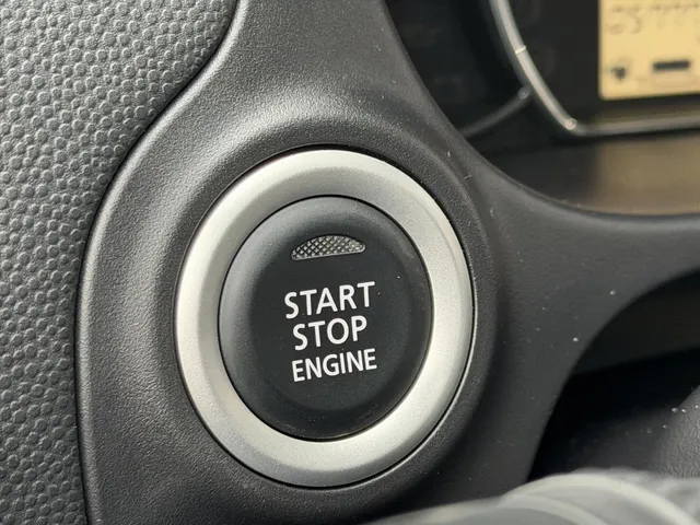 Mitsubishi Space Star 1.2 CVT Instyle | Cruise Control | Camera | ECC | Apple CarPlay | Android Auto | Keyless