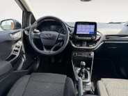 Ford Fiesta 1.0 EcoBoost Hybrid Titanium | Dealer onderhouden | NL auto | Winter pack | Parkeersensor achter | Navigatie via carplay | Apple carplay & Android auto | Cruise control | Bovag garantie |