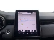 Renault Clio 145PK E-Tech Full Hybrid Techno Automaat | 9,3' Navi | Climate Control | Camera | Parkeersensoren | Apple CarPlay/Android Auto | Digital Cockpit | Cruise Control | Full LED | Lichtmetalen Velgen |