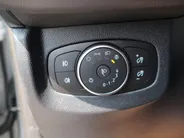Ford E-Transit Courier Limited 44 kWh | TREKHAAK | NAVI | WINTERPACK |