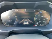Lynk & Co 01 1.5 PHEV 260pk Black Pack | NL Auto | Zwarte hemel | Trekhaak | Panodak | Stoelverwarming | LED | Etc.