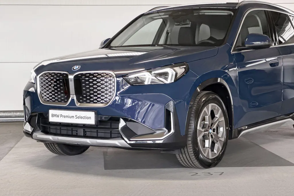 BMW iX1 eDrive20 Pure Edition 67 kWh